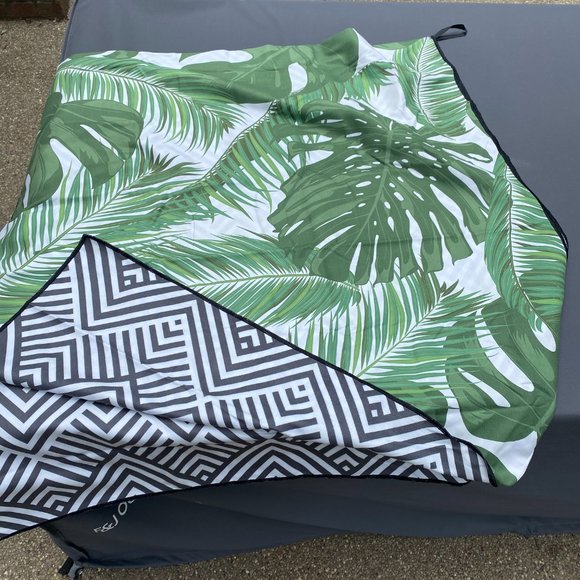 Sand palm~palm beach towel size: 73" x 32" - Picture 4 of 11